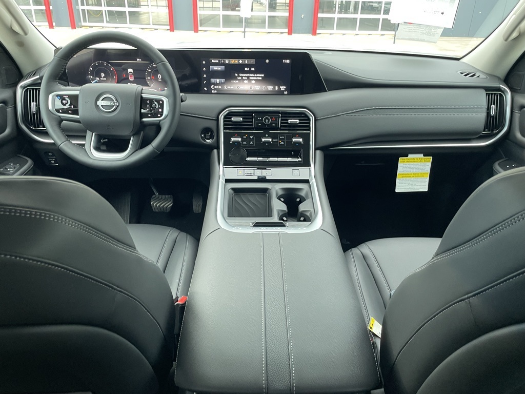 2025 Nissan Armada SV photo 15
