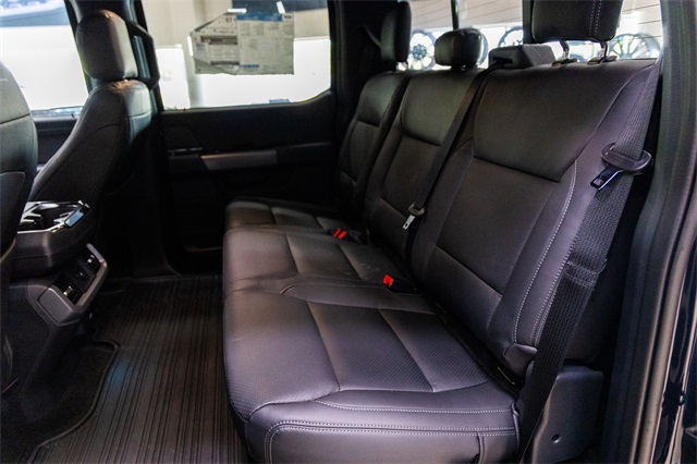2025 Ford F-150 XLT photo 8