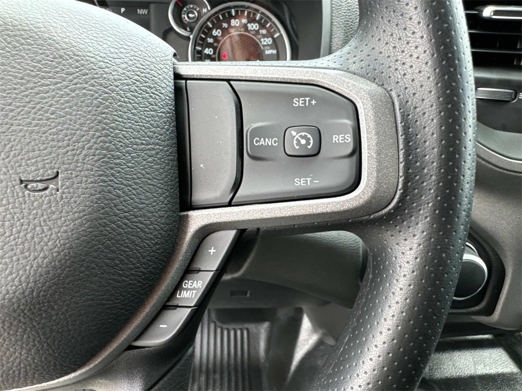 2024 Ram 2500 Tradesman photo 31