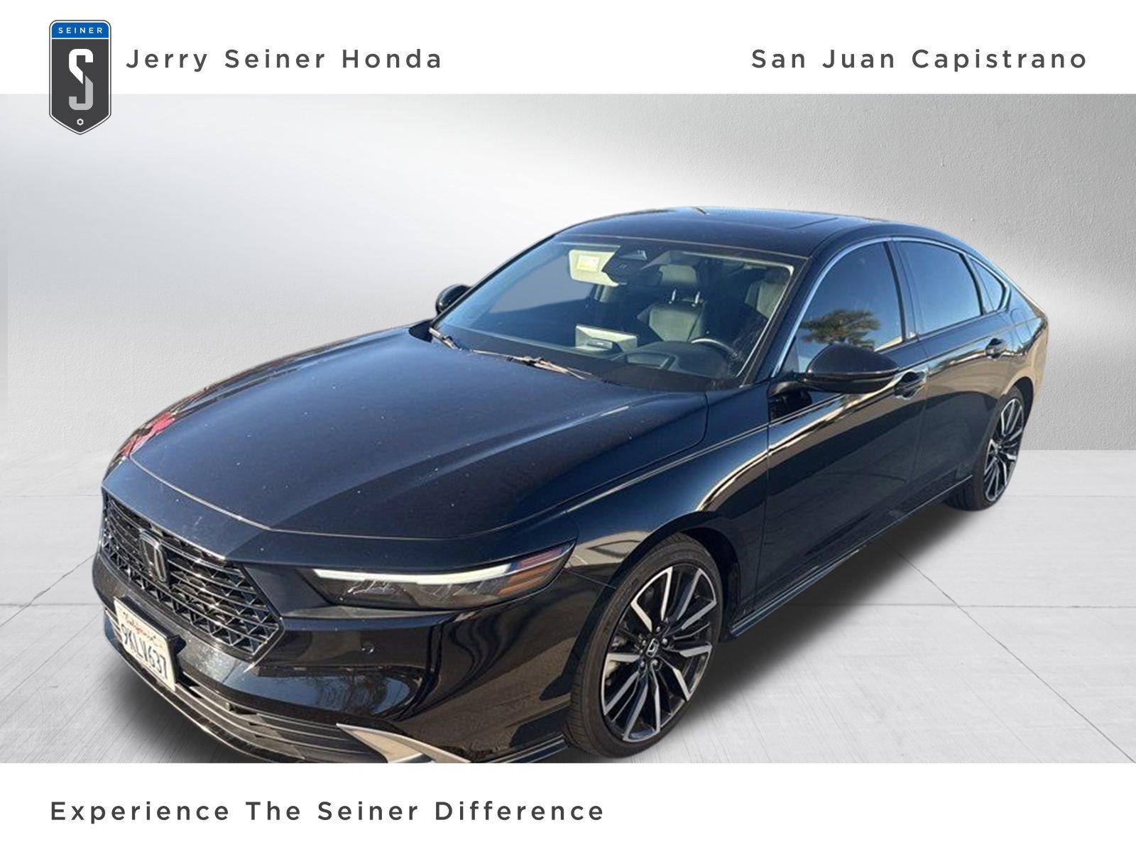 2024 Honda Accord Hybrid Touring's photo