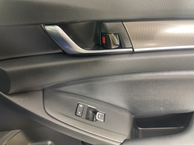 2022 Honda Accord Sport SE photo 12