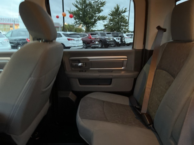 2019 Ram 1500 Classic SLT photo 12