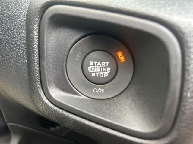 2025 Jeep Wrangler Sport S 4xe photo 39
