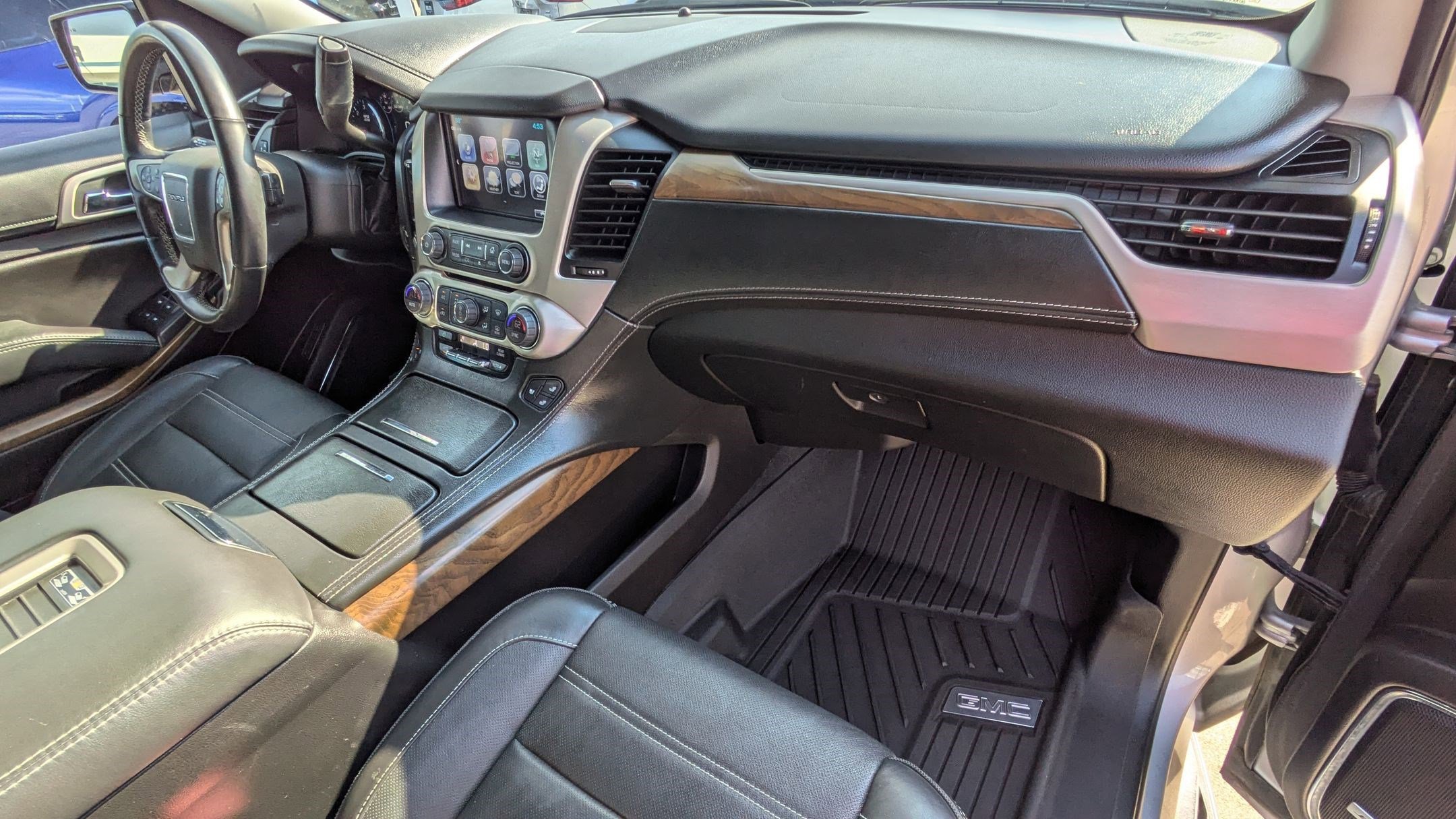 2020 Gmc Yukon XL Denali photo 29