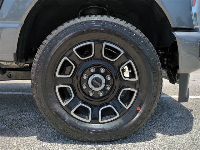 2025 Ford F-350 Platinum photo 10