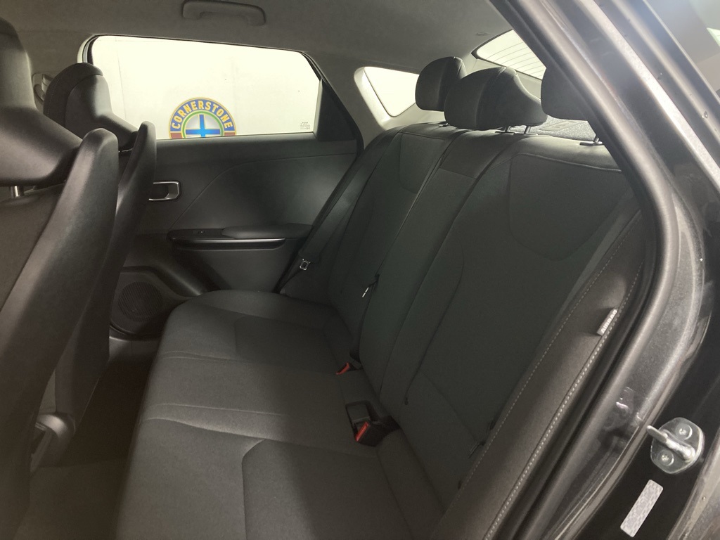 2025 Kia K4 LXS photo 3