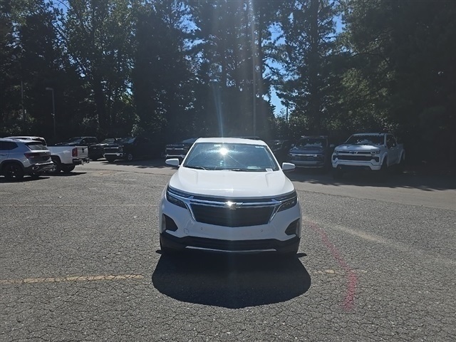 2024 Chevrolet Equinox LT photo 11