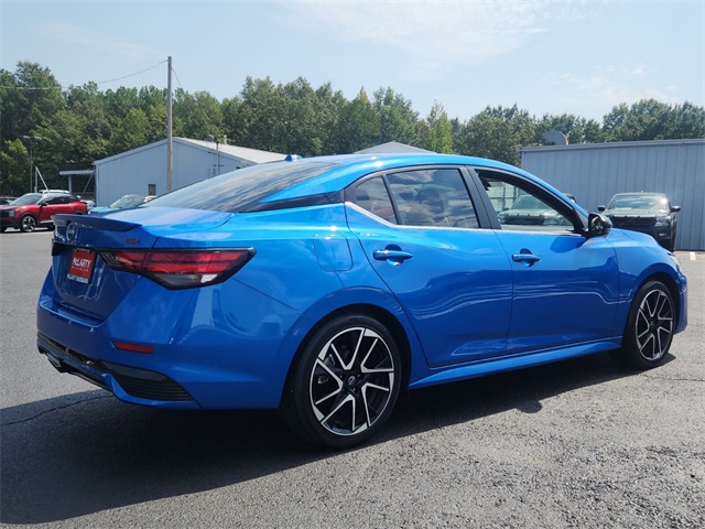 2024 Nissan Sentra SR photo 3
