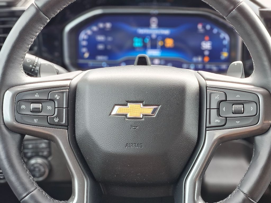 2024 Chevrolet Silverado 1500 High Country photo 15