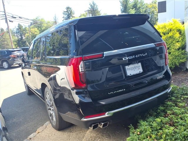 2025 Gmc Yukon XL Denali photo 3