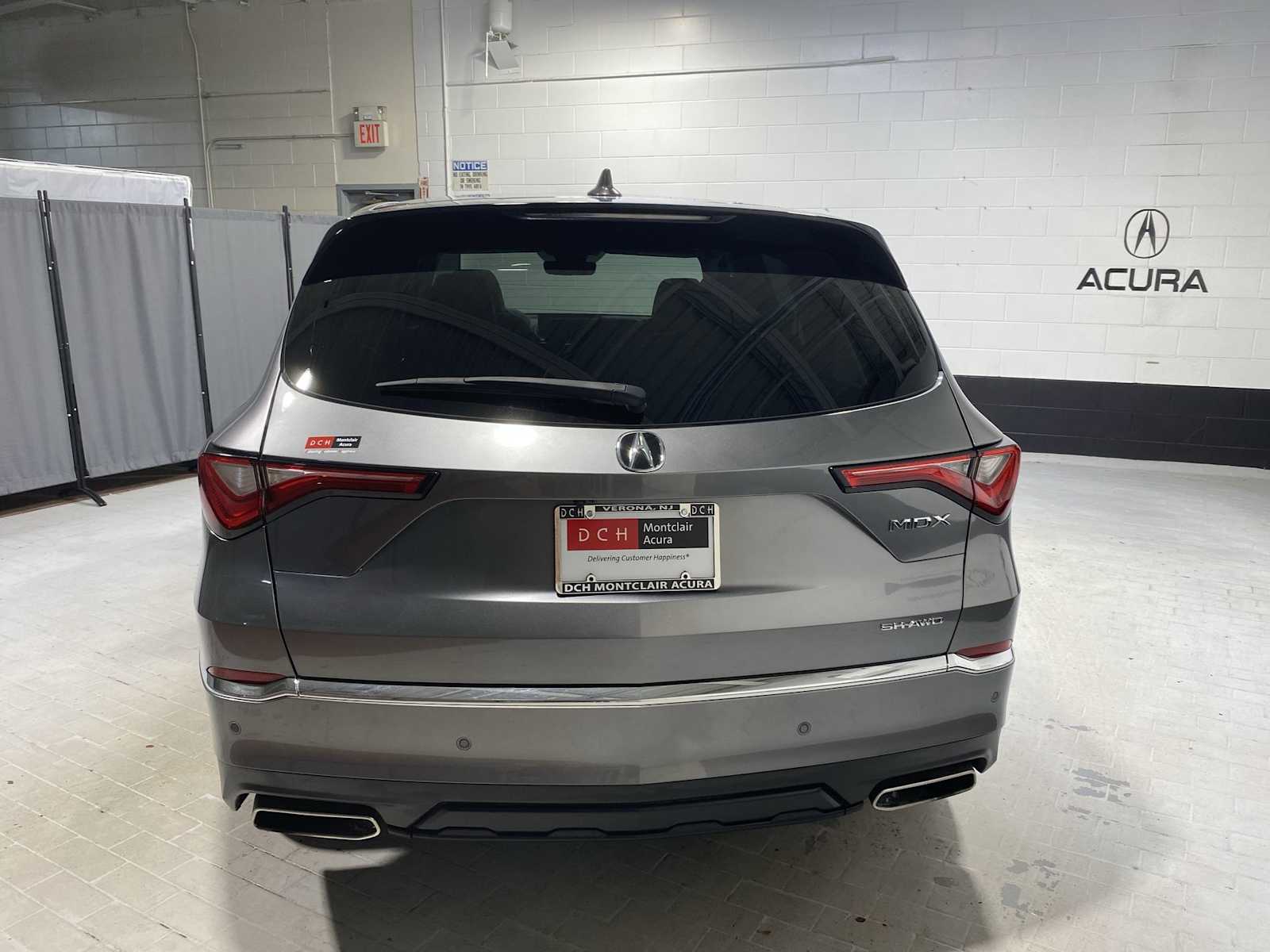 2023 Acura MDX Technology SH-AWD photo 5