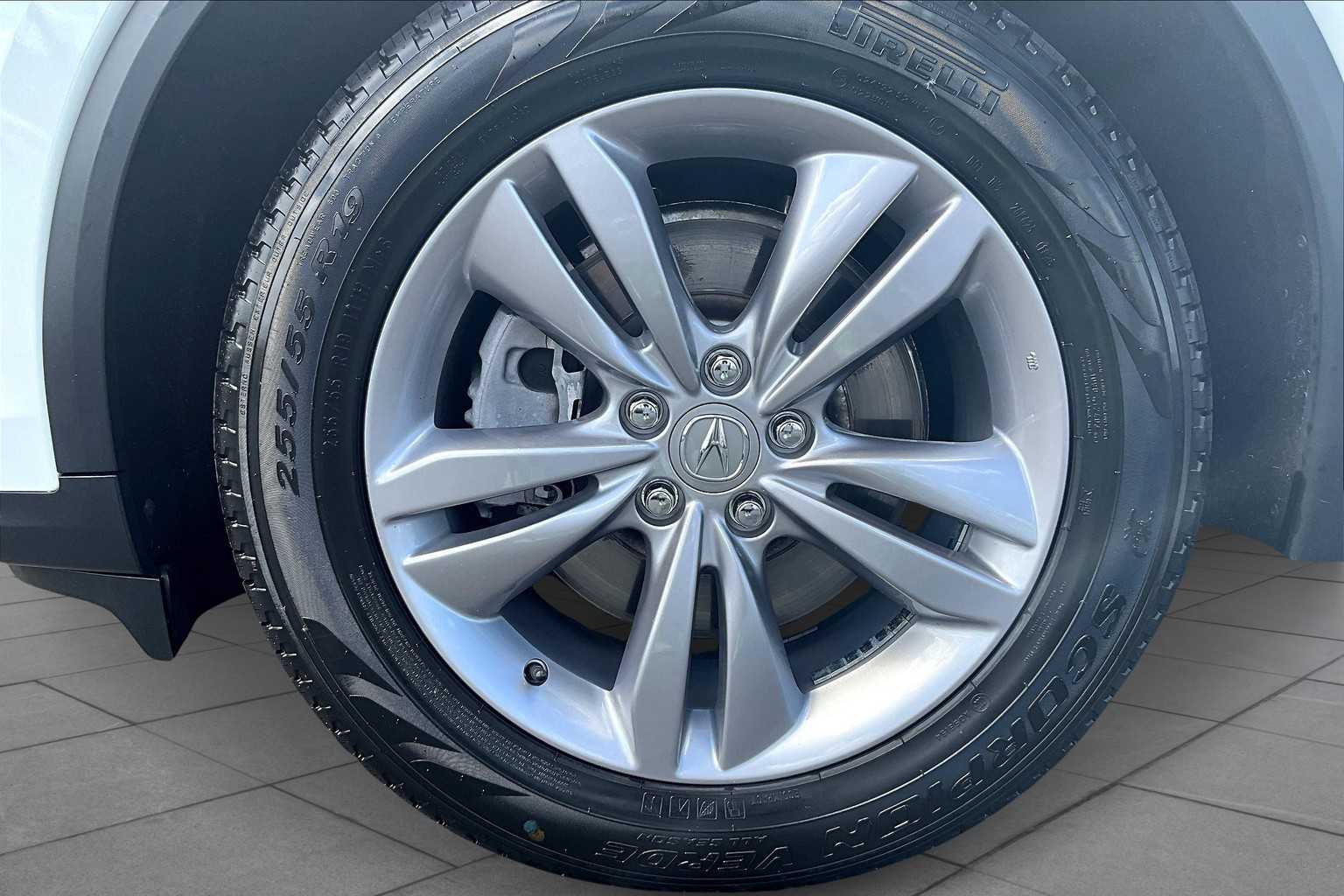 2023 Acura MDX SH-AWD photo 8