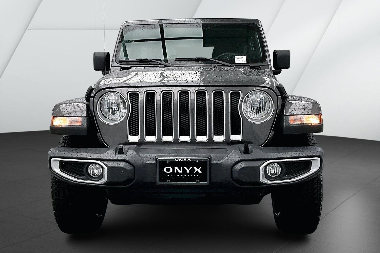 2019 Jeep Wrangler Unlimited Sahara photo 2