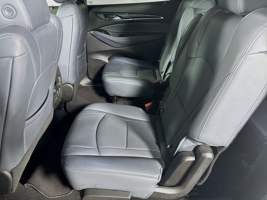 2024 Buick Enclave Premium photo 18