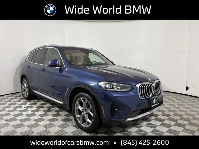 2022 BMW X3 30i's photo