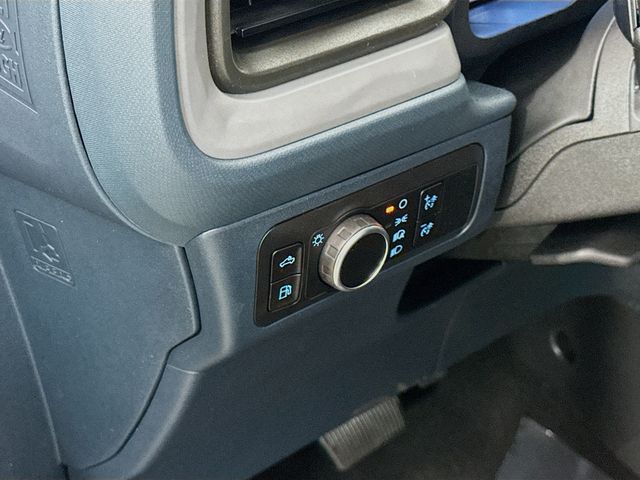 2025 Ford Maverick XL photo 10