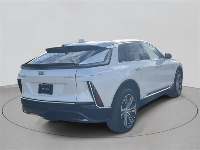 2024 Cadillac Lyriq Luxury photo 4