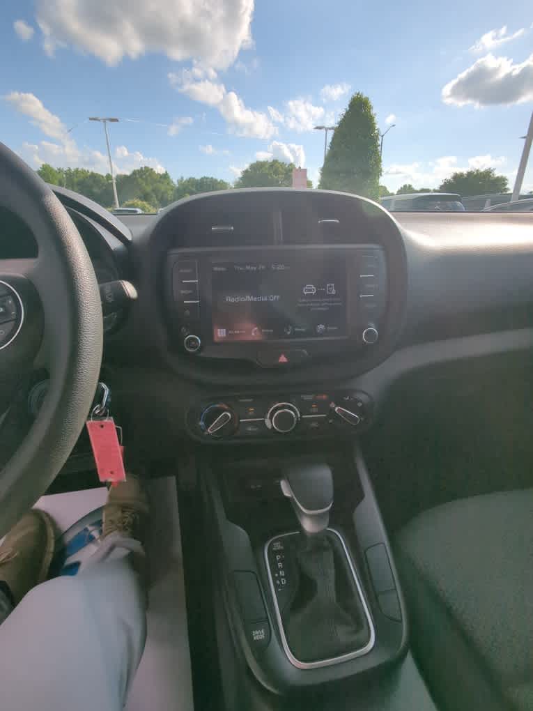 2023 Kia Soul LX photo 15