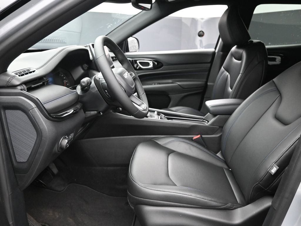 2026 Jeep Compass Limited Altitude photo 12
