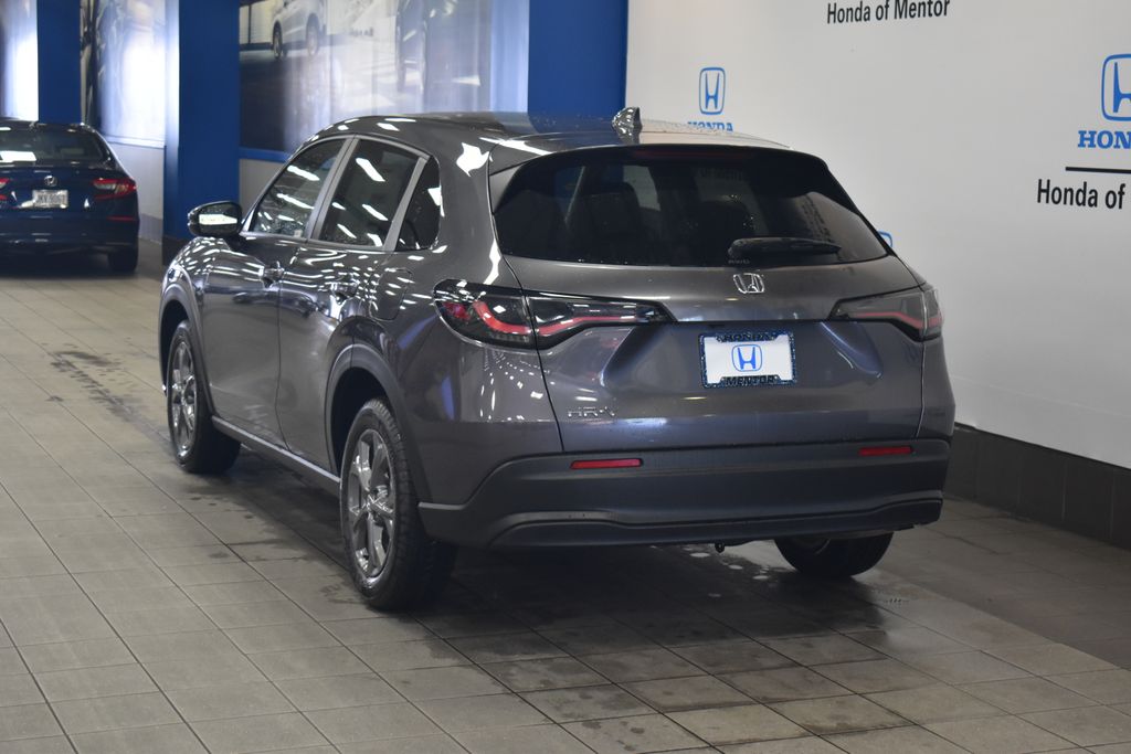 2026 Honda HR-V LX photo 5