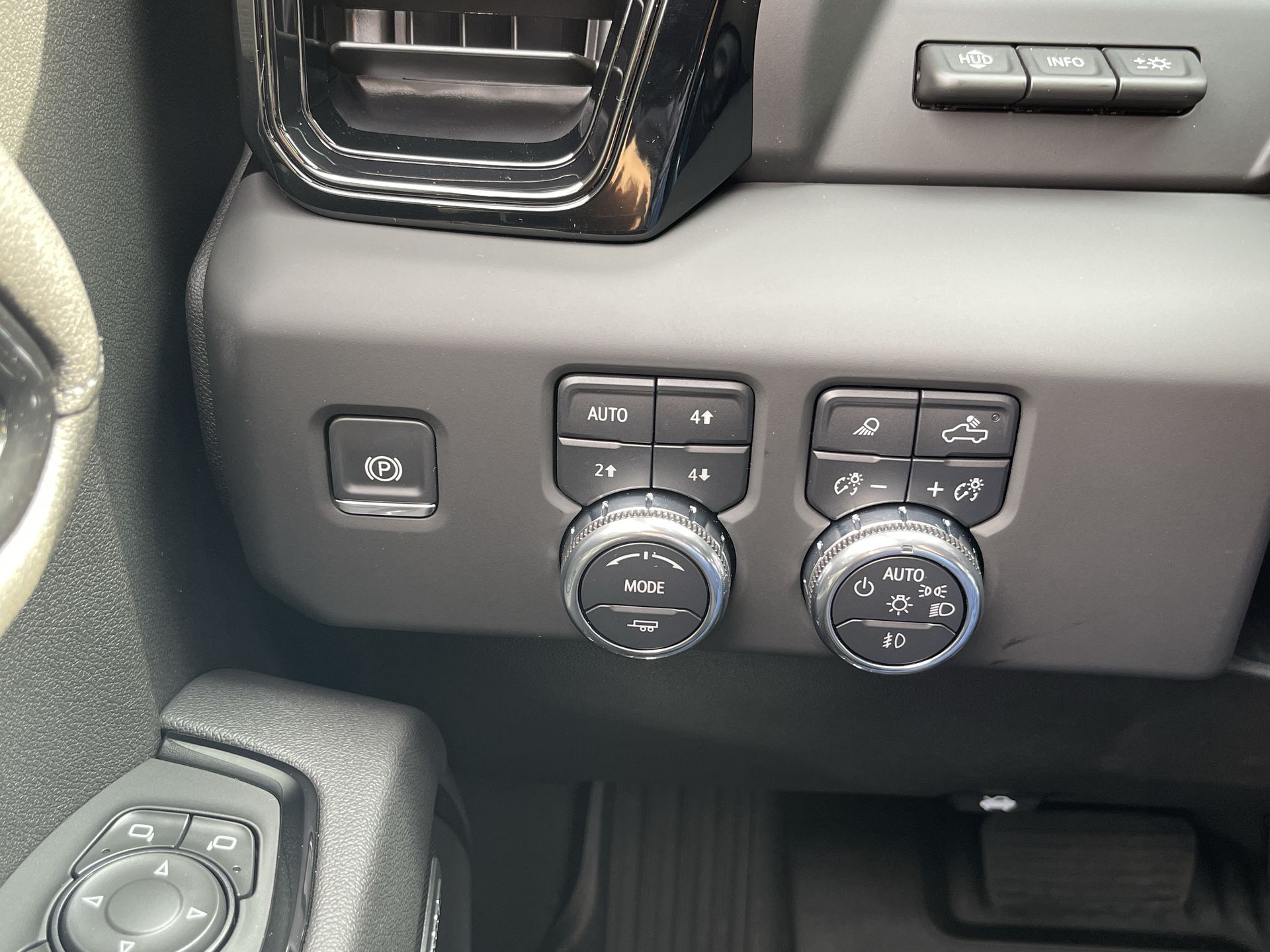 2026 Gmc Sierra 1500 AT4 photo 18