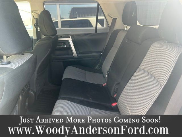 2021 Toyota 4Runner SR5 photo 8