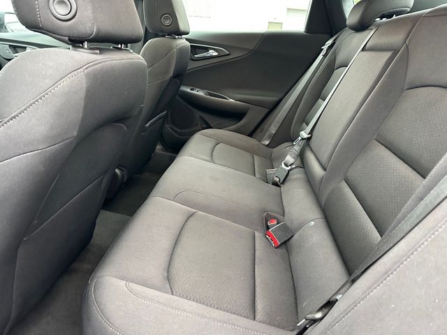 2023 Chevrolet Malibu 1LT photo 14