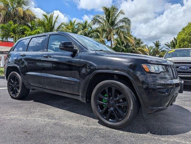 2019 Jeep Grand Cherokee Altitude photo 4