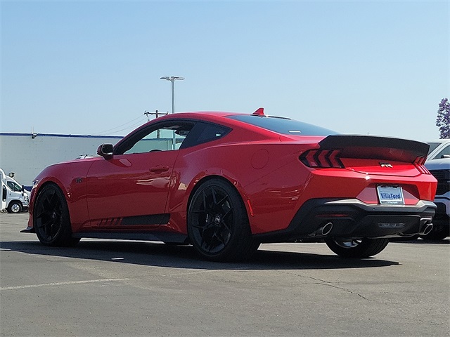 2025 Ford Mustang GT photo 2