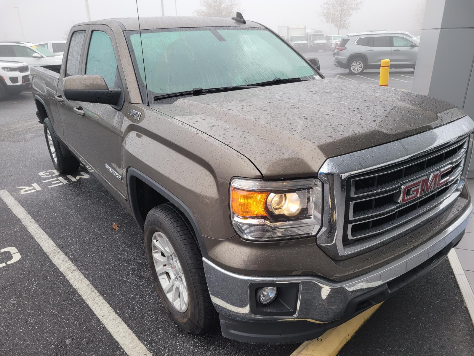 2015 Gmc Sierra 1500 SLE photo 3