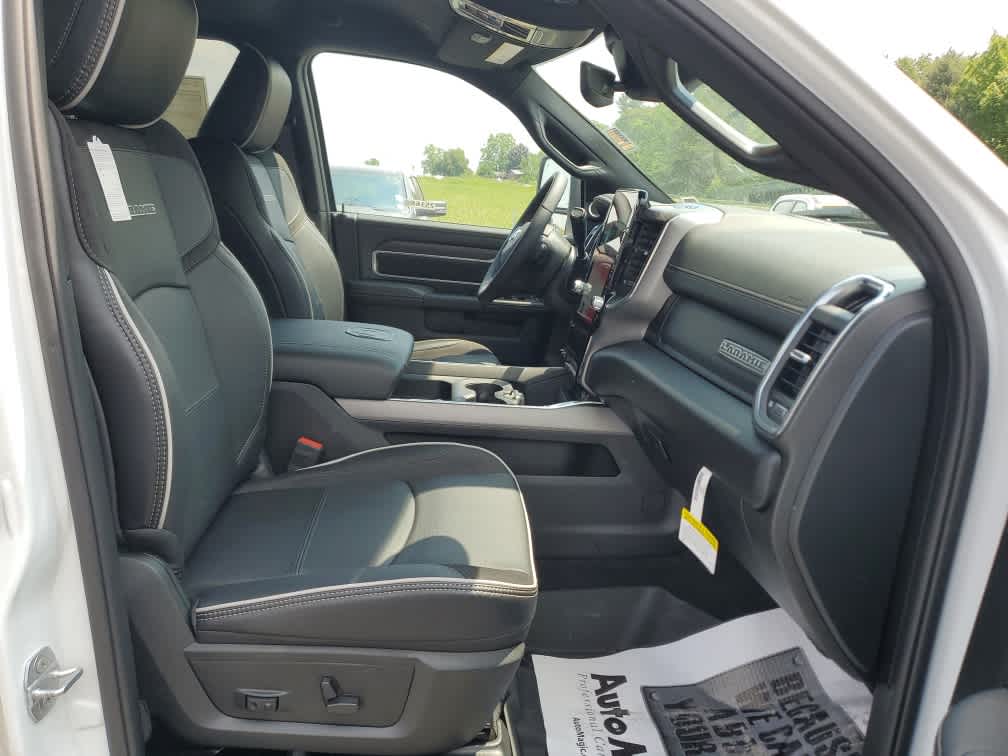 2025 Ram 2500 Laramie photo 23