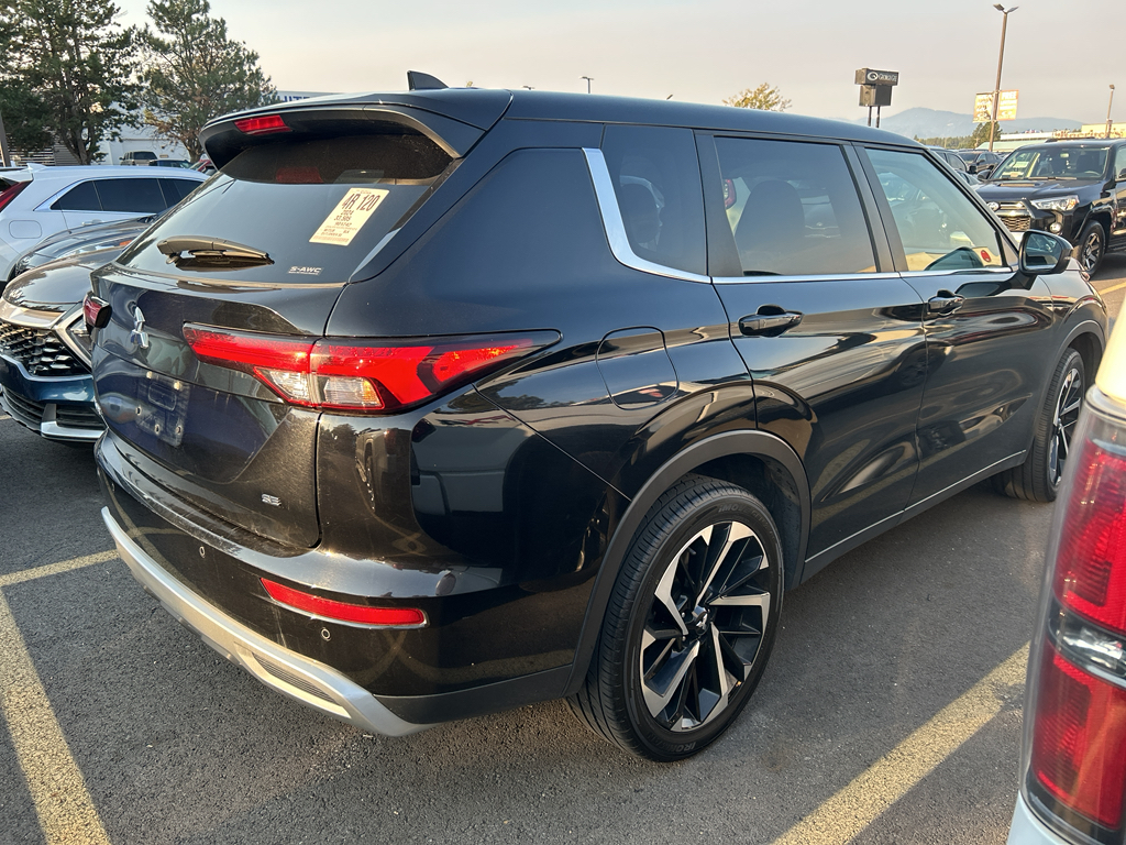 2024 Mitsubishi Outlander SE Ralliart photo 4