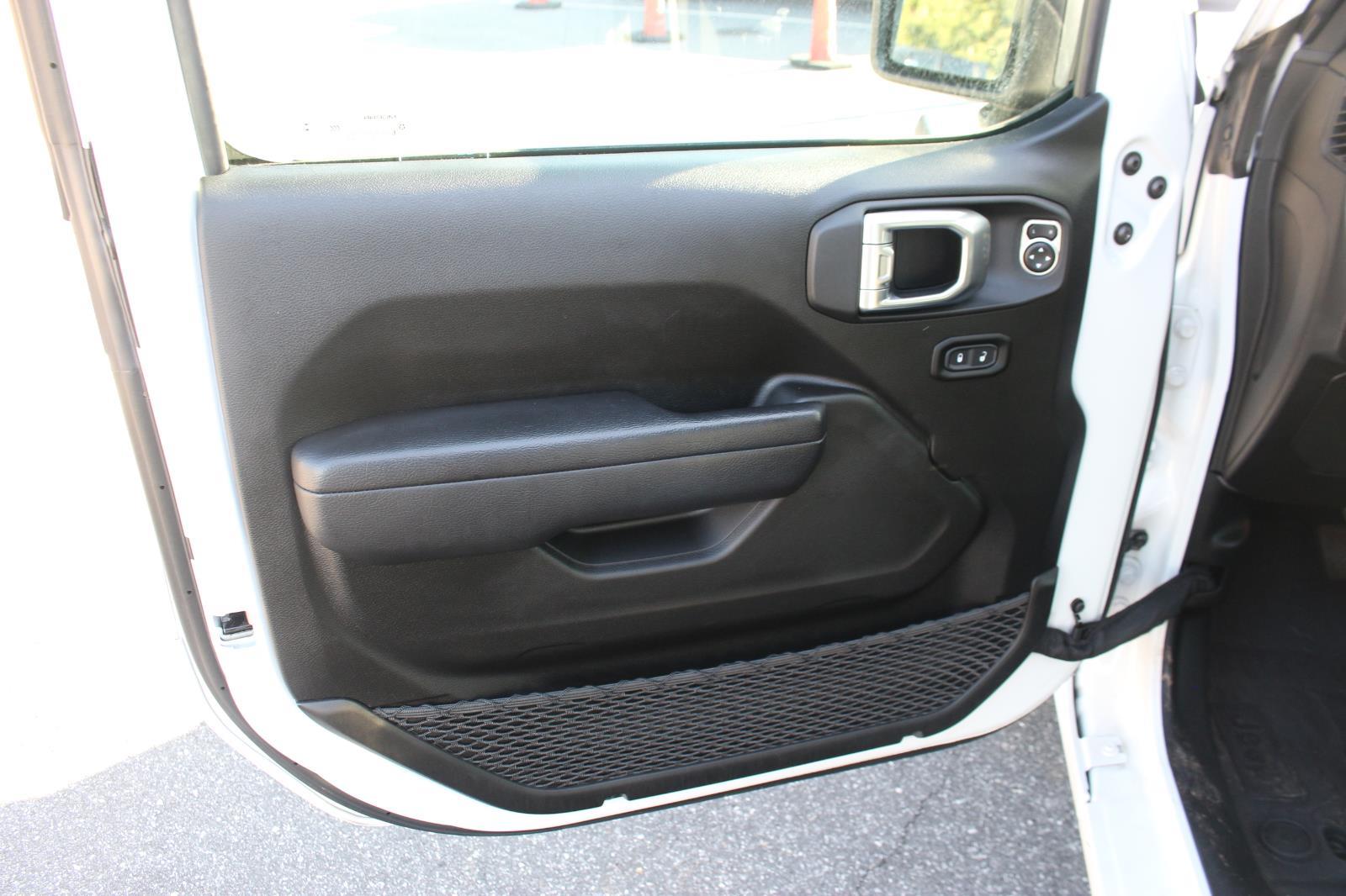 2024 Jeep Wrangler Sport S photo 9