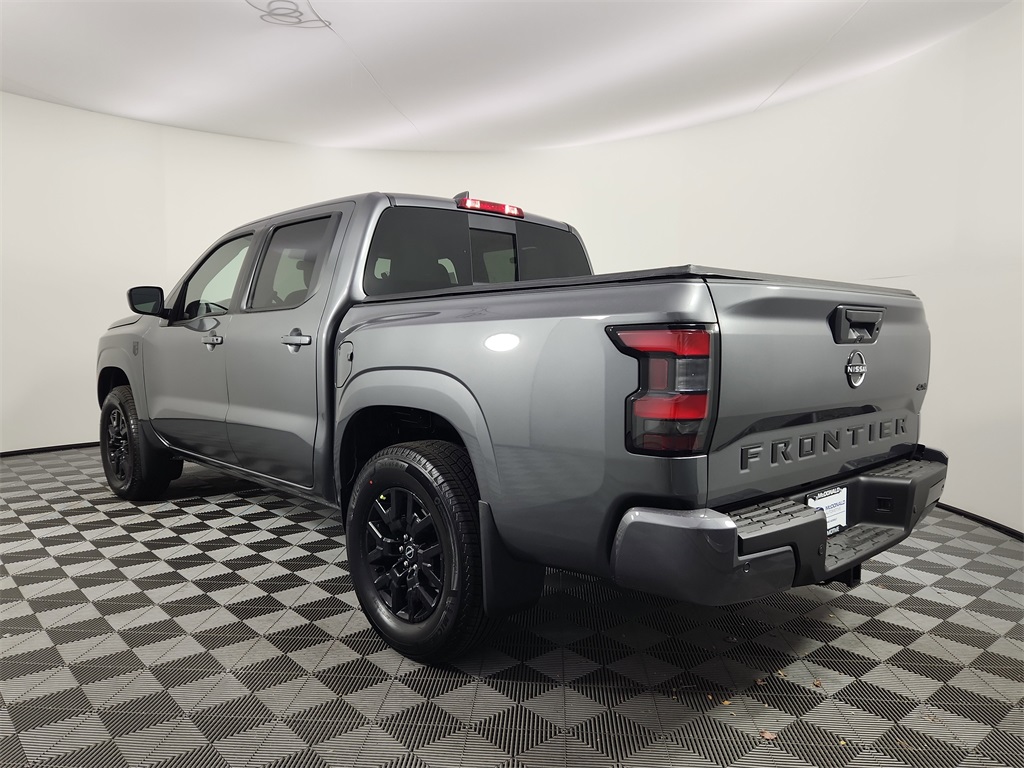 2026 Nissan Frontier SV photo 3