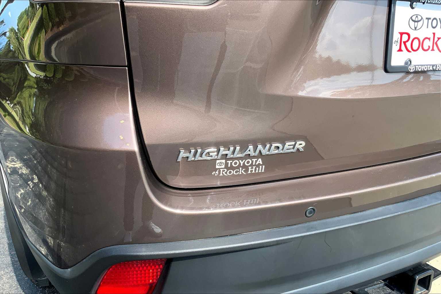 2017 Toyota Highlander XLE photo 31