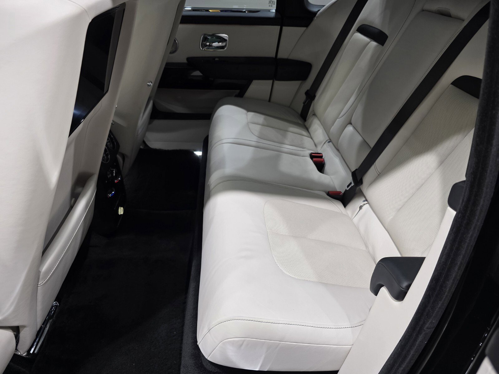 2021 Rolls Royce Cullinan RR31 photo 10