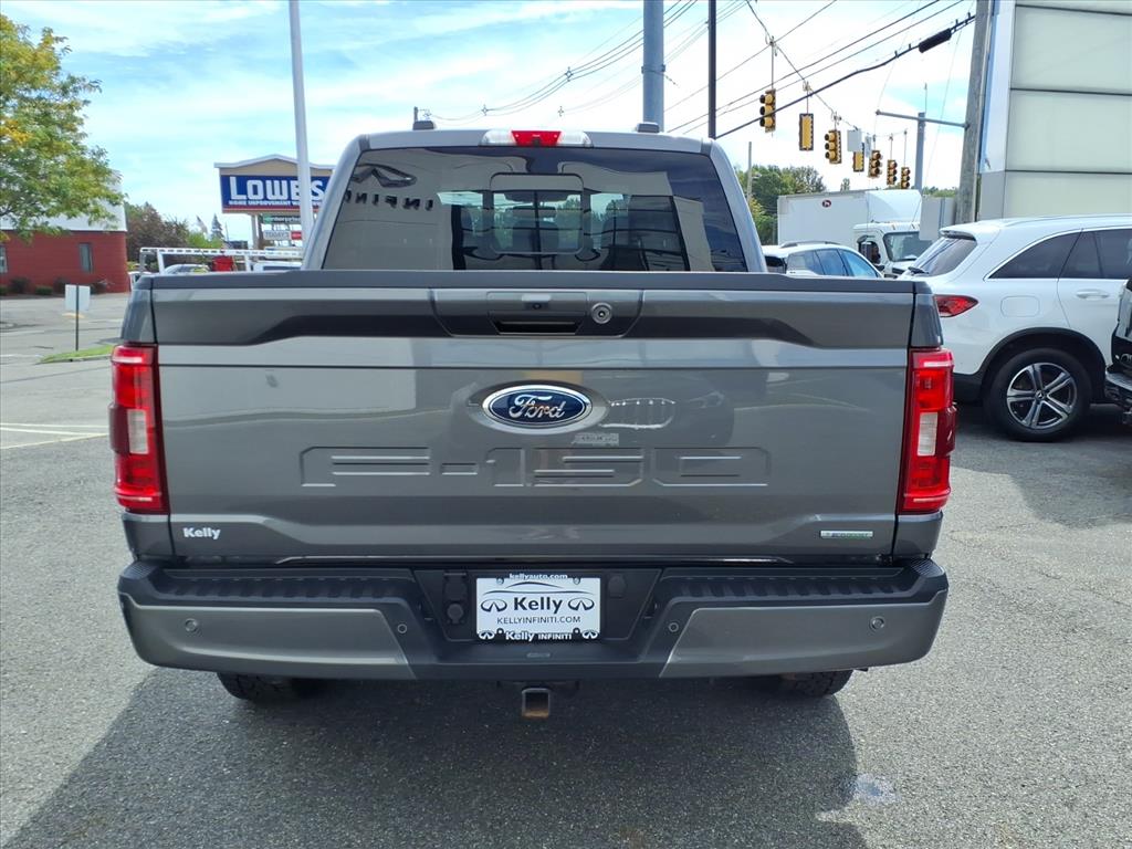 2021 Ford F-150 XLT photo 5