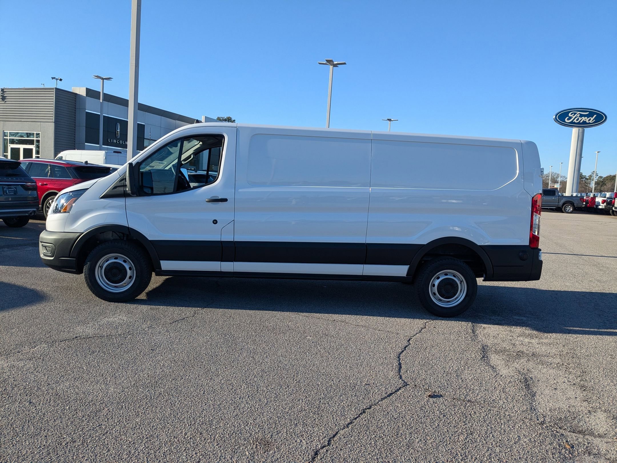 2024 Ford Transit Cargo Van photo 8