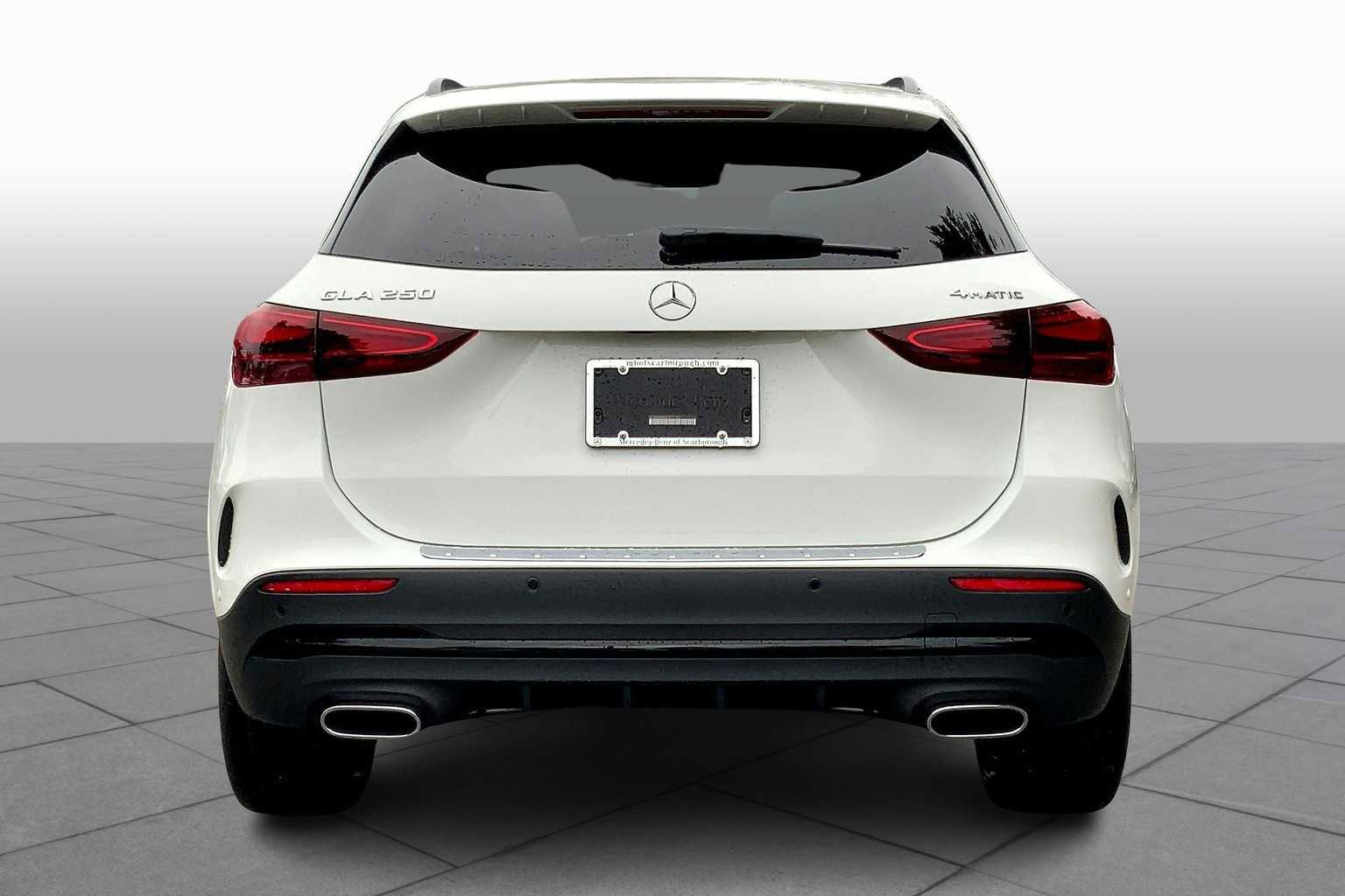2026 Mercedes Benz GLA 250 4MATIC photo 4