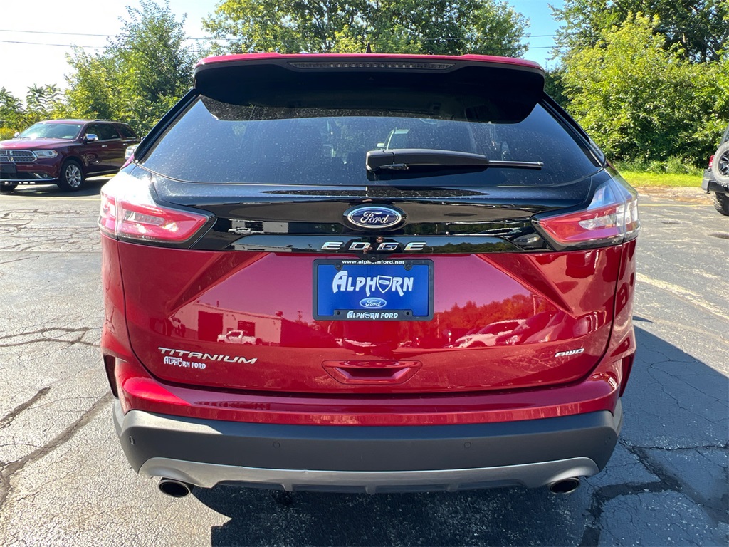 2024 Ford Edge Titanium photo 34