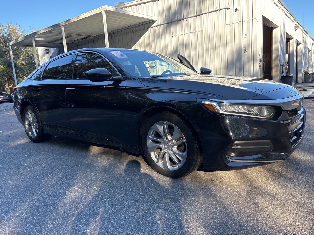 2018 Honda Accord LX's photo