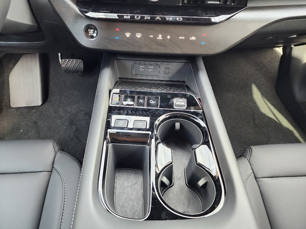 2025 Nissan Murano SL photo 12
