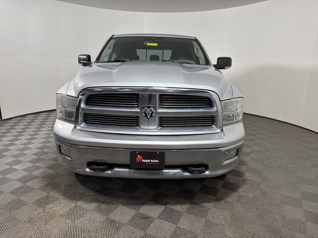 Used 2009 Dodge Ram 1500 Pickup SLT with VIN 1D3HV13T79S739911 for sale in Shakopee, Minnesota