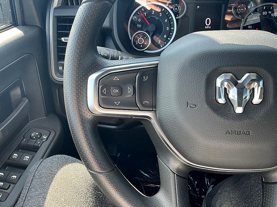 2025 Ram 2500 Tradesman photo 20