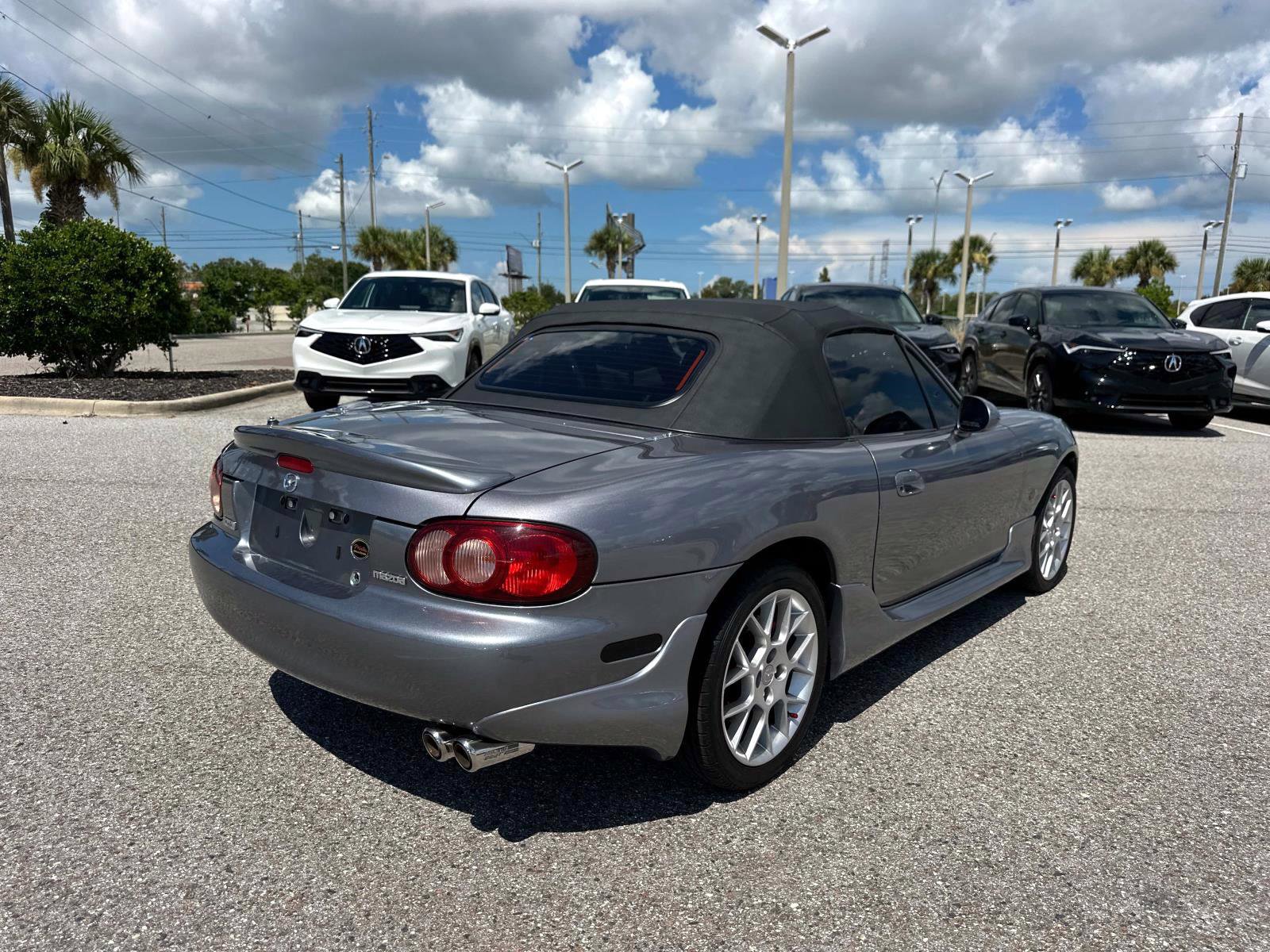 2002 Mazda MX-5 Miata Miata photo 4