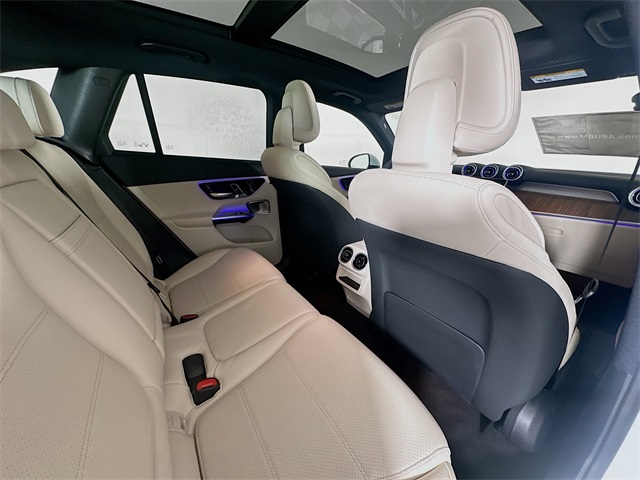 2026 Mercedes Benz GLC 300 photo 25