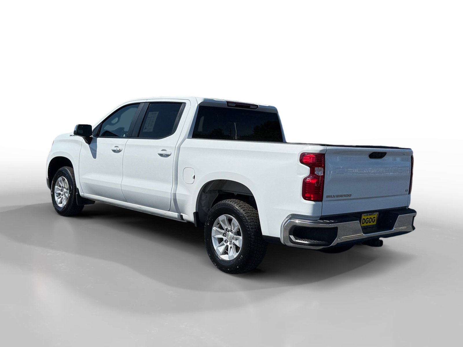 2022 Chevrolet Silverado 1500 LT photo 3