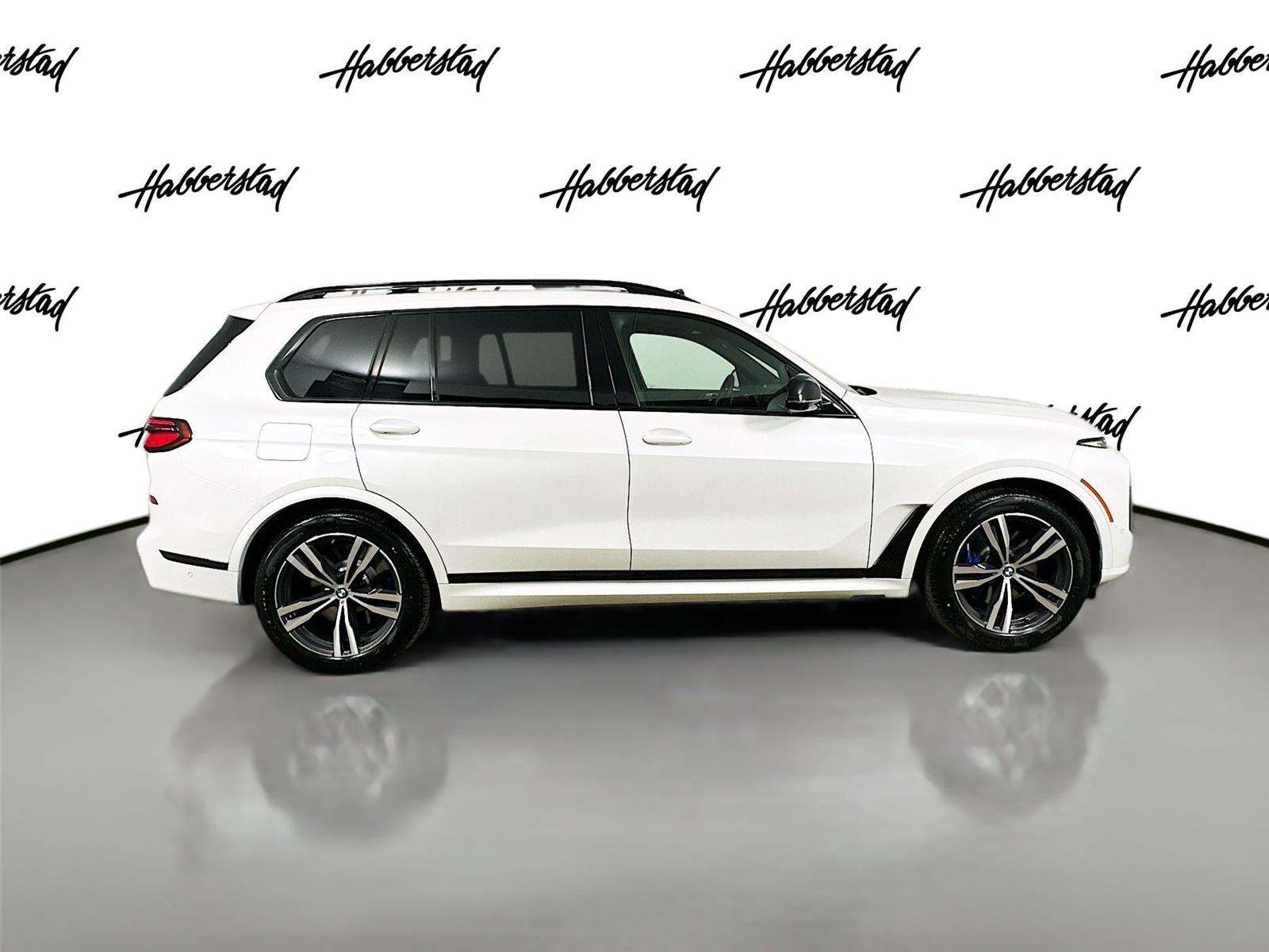 2026 Bmw X7 M60i photo 2
