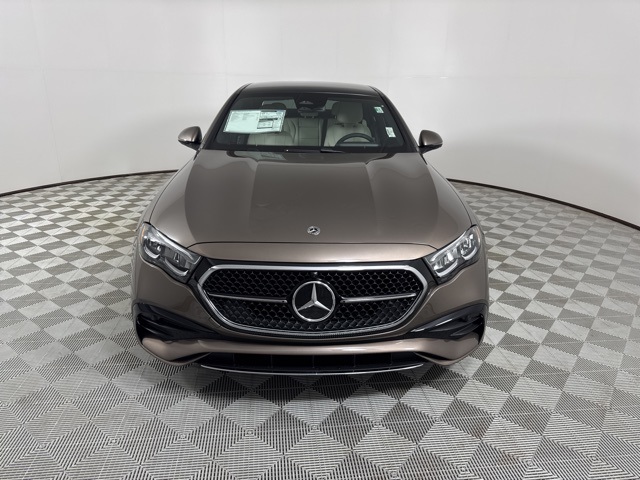 2026 Mercedes Benz E 4MATIC photo 2
