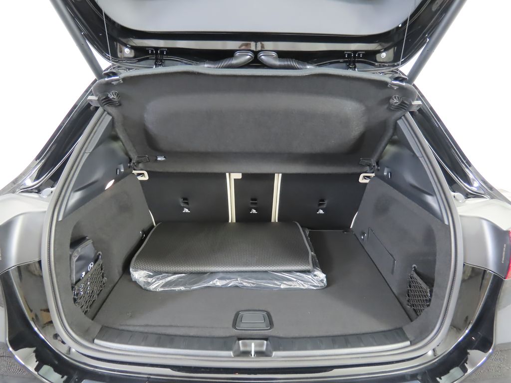 2026 Mercedes Benz GLA 250 photo 26